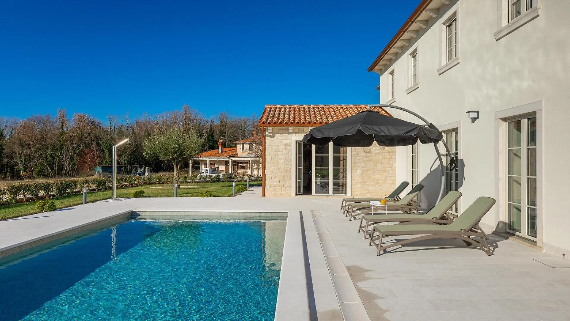 Beautiful Villa Jurasi With Outdoor Pool In Tinjan Muntrilj 크로아티아